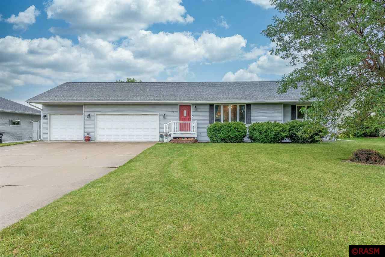 Property Photo:  129 Charlotte Drive  MN 56055 