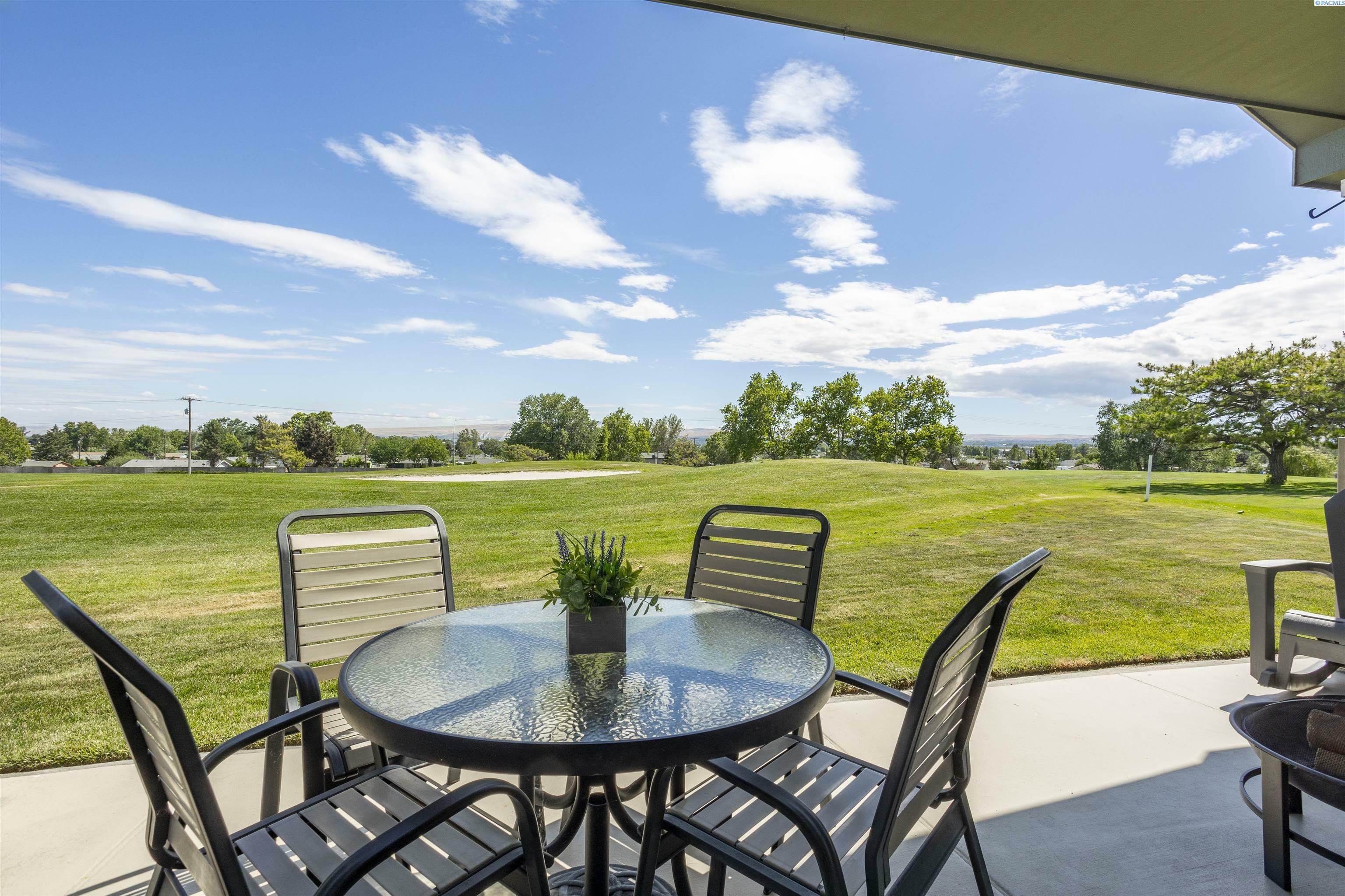 Property Photo:  118 Henley Drive  WA 99301 