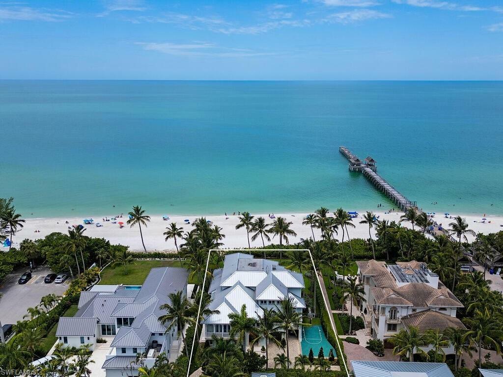 Property Photo: 1270 Gulf Shore Blvd S FL 34102