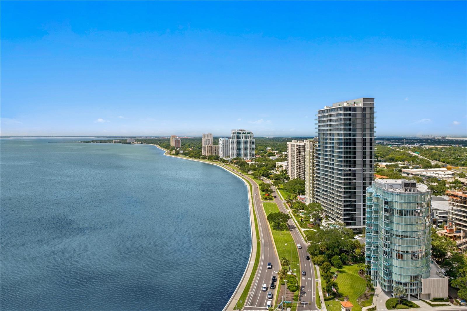 Property Photo: 2912 W Santiago Street 903 FL 33629