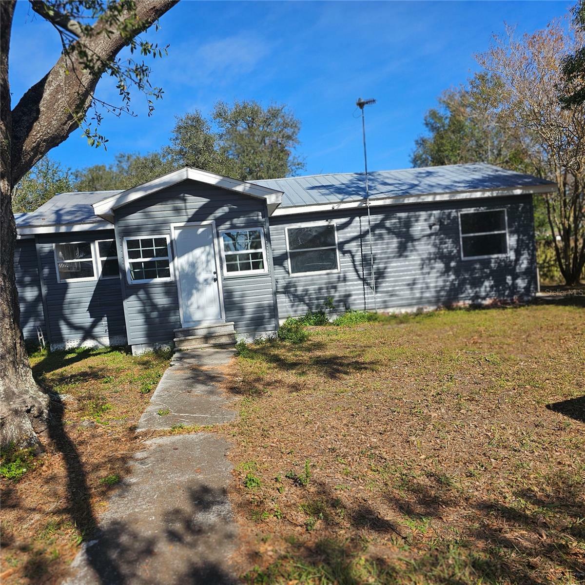 Property Photo: 1008 NE 5th Street FL 33860