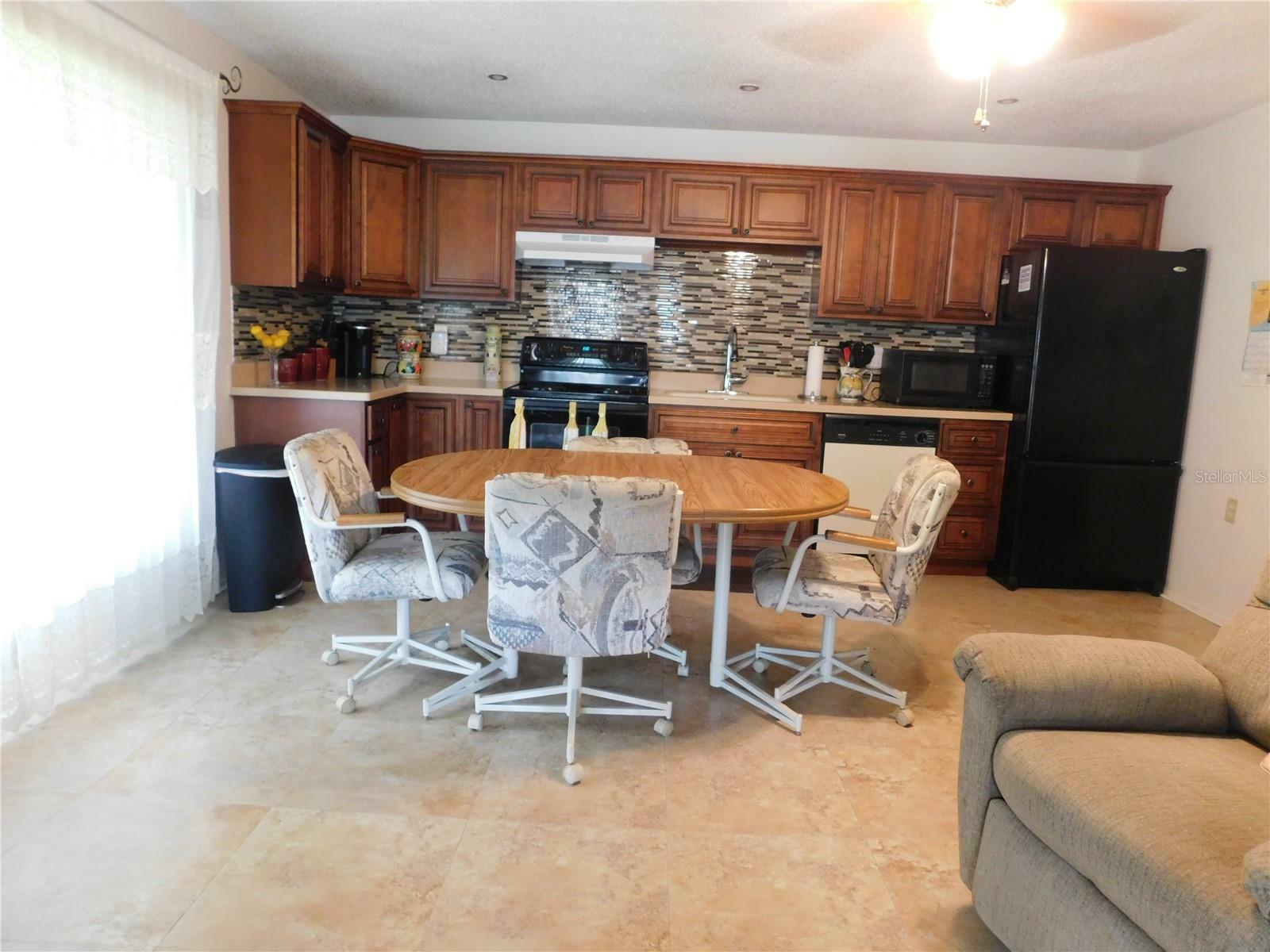 Property Photo:  10526 Mira Vista Drive  FL 34668 