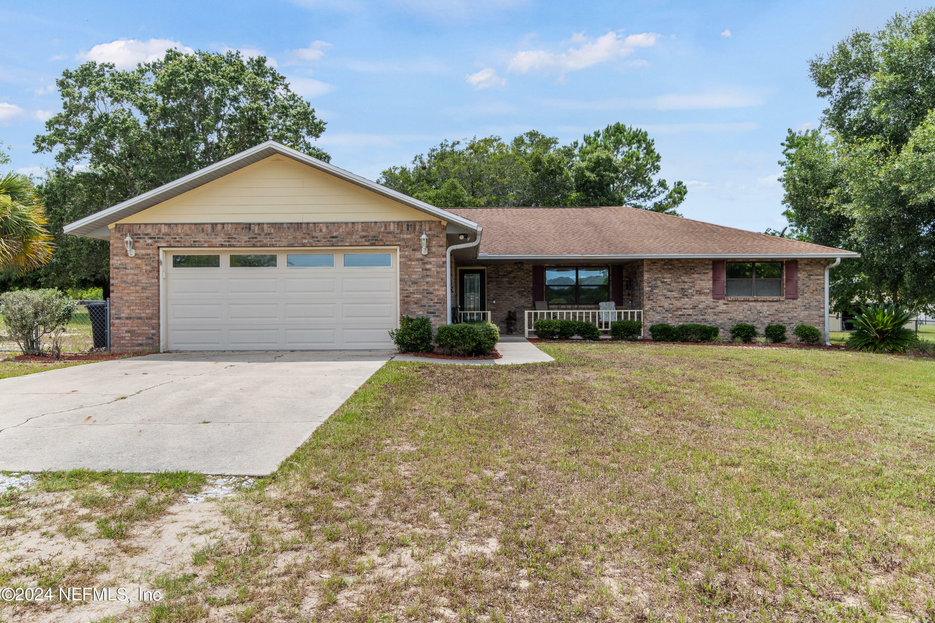 Property Photo:  8130 Meadowlark Court  FL 32666 