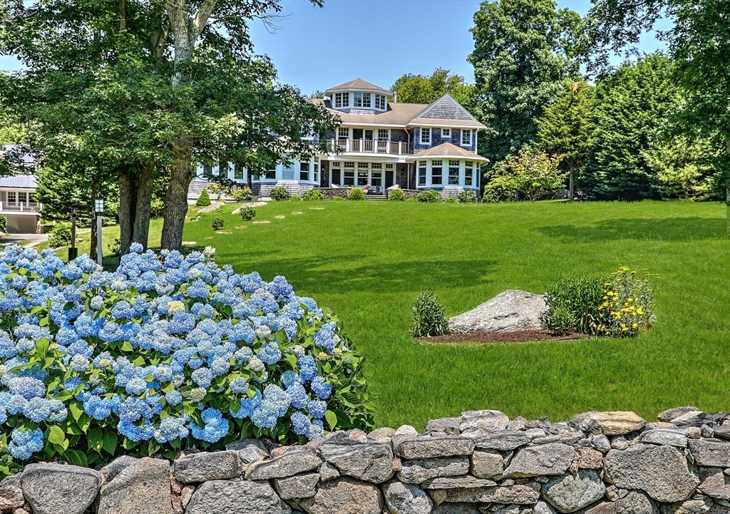 Property Photo:  25 Brayton Point Road  MA 02790 