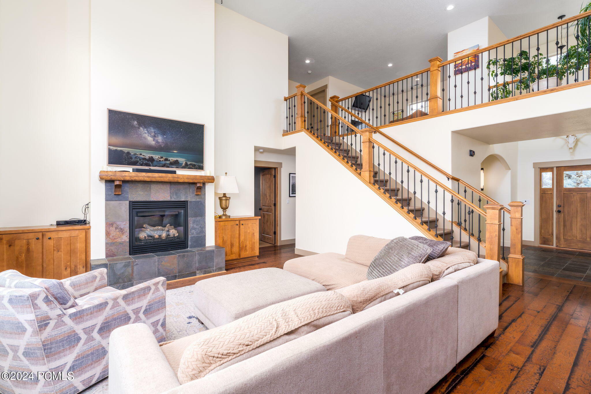 Property Photo: 730 E Dutch Valley Drive UT 84049