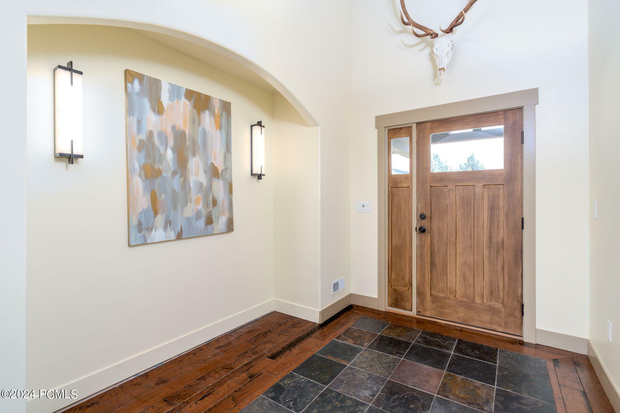 Property Photo: 730 E Dutch Valley Drive UT 84049