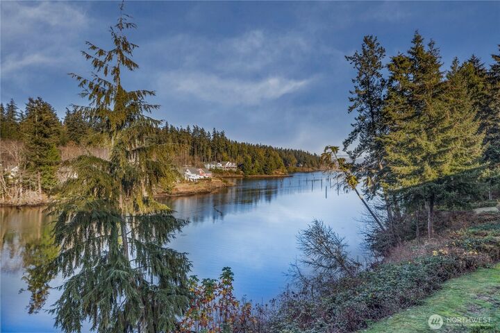 Property Photo:  71 N Chandler Court A  WA 98365 