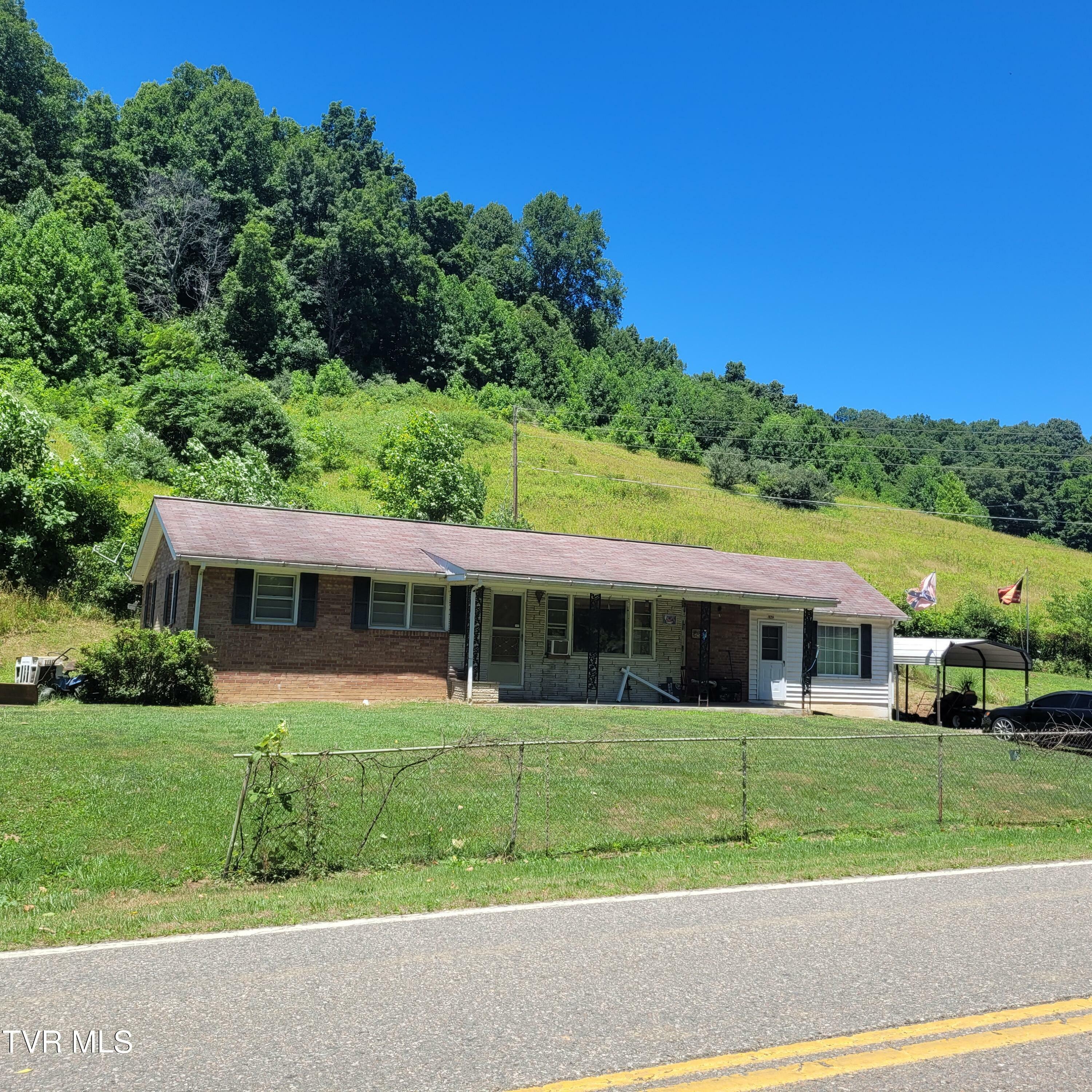 Property Photo:  18204 Nordyke Road  VA 24202 