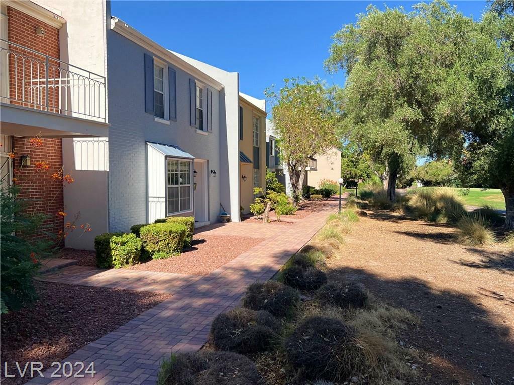 Property Photo:  686 Tam O Shanter  NV 89109 