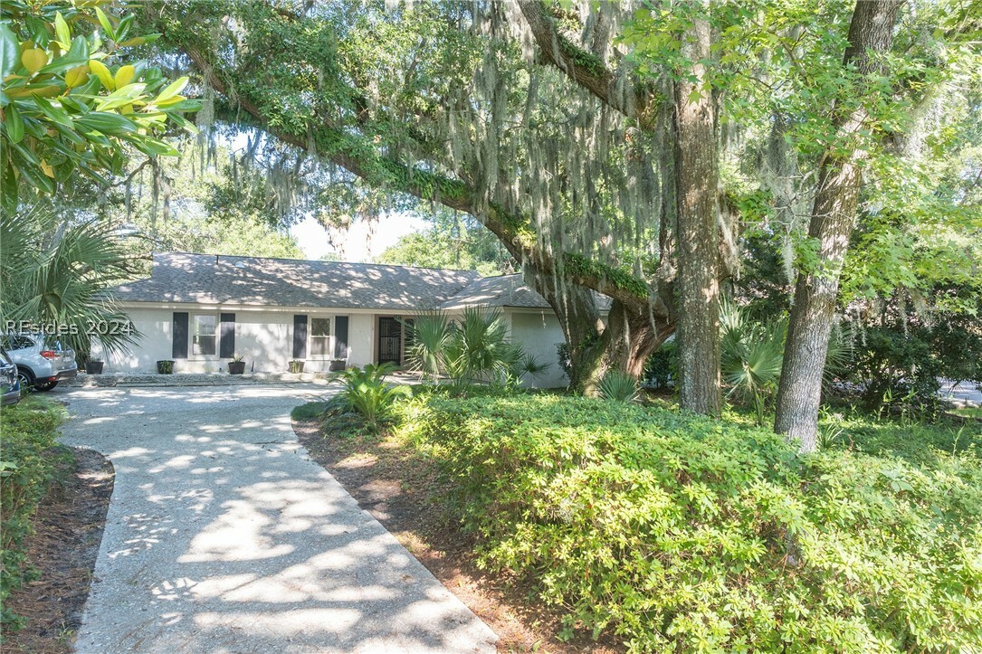 34 Deerfield Road  Hilton Head Island SC 29926 photo