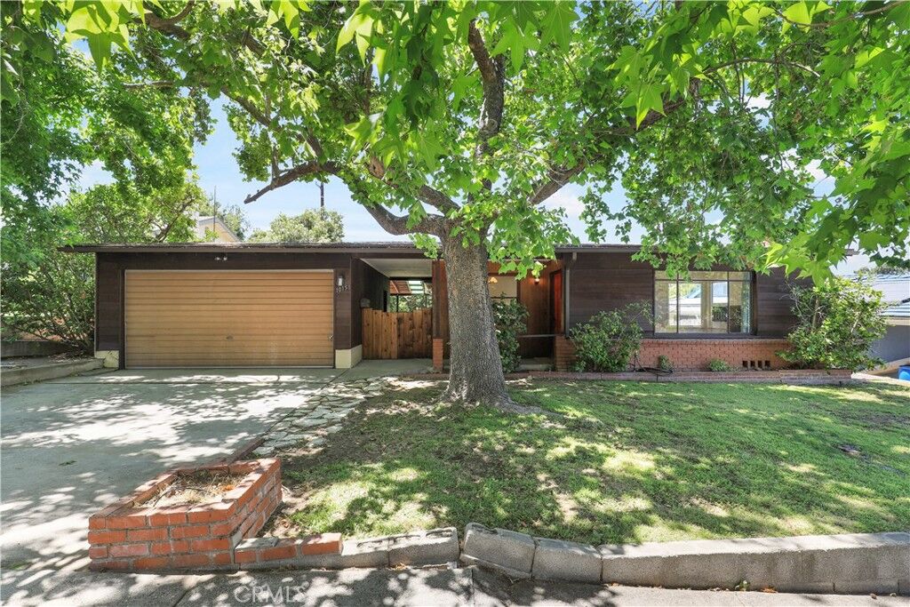 Property Photo: 10151 Langmuir Avenue CA 91040