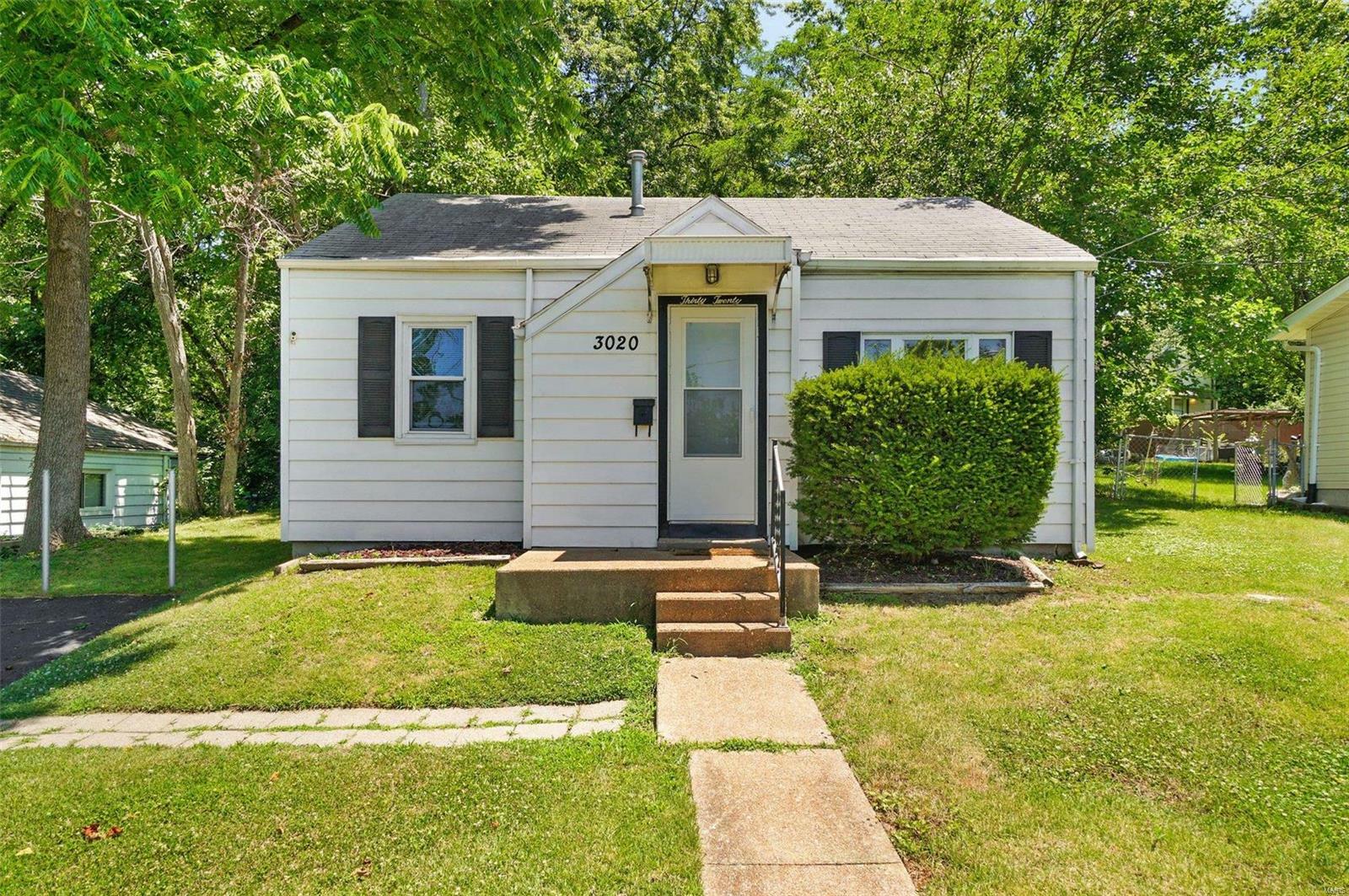 Property Photo:  3020 Kincaid Avenue  MO 63114 