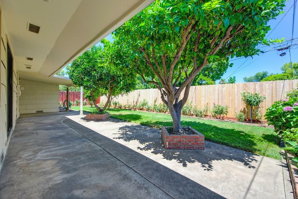 Property Photo:  3005 Tamalpais Way  CA 95821 