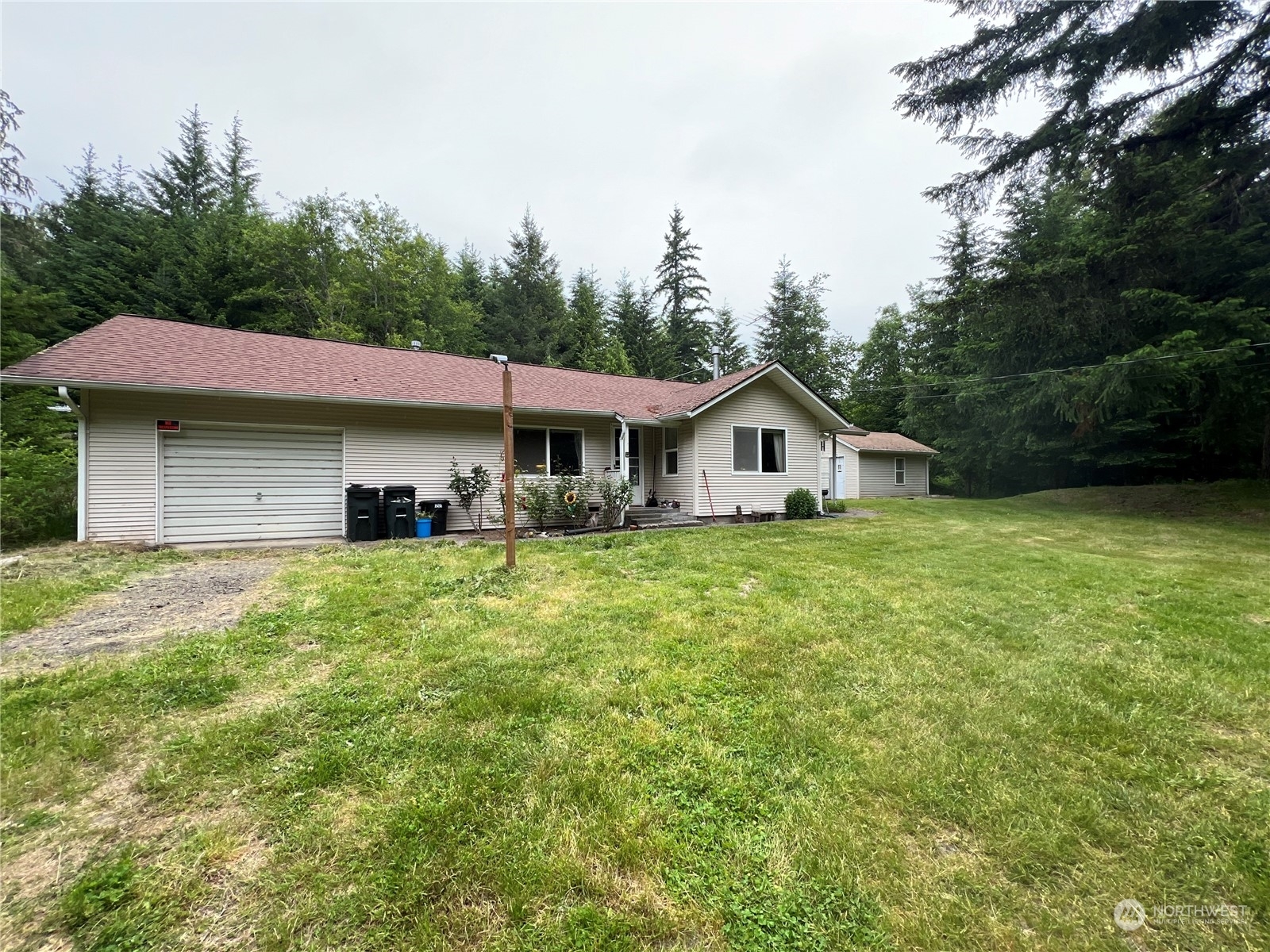 Property Photo:  525 Meade Hill Rd  WA 98336 