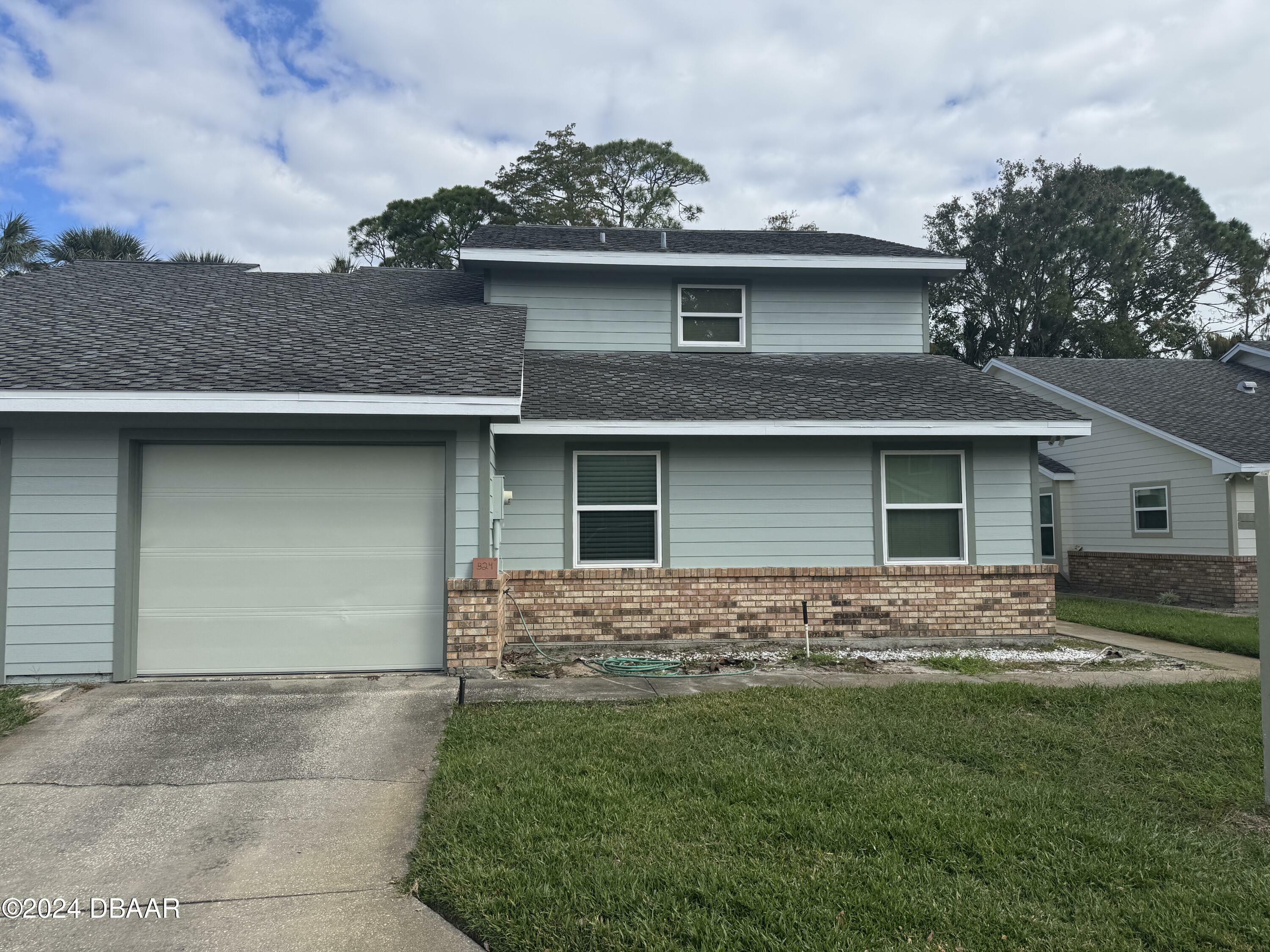 Property Photo:  324 Bob White Court  FL 32119 