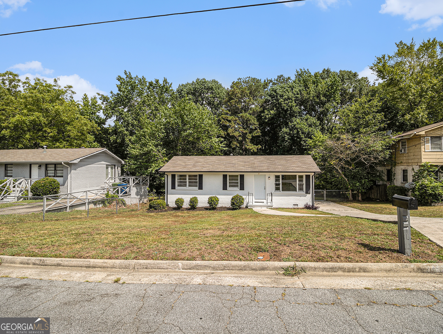 Property Photo:  3453 Eisenhower Circle SE  GA 30354 