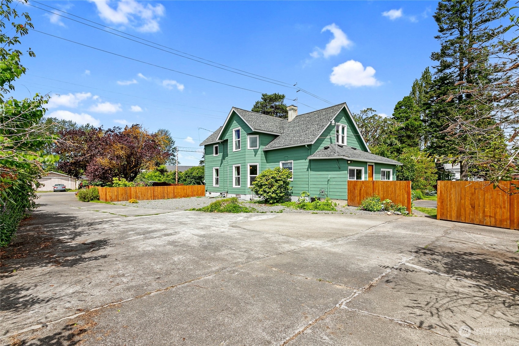 Property Photo:  3110 Bennett Drive  WA 98225 