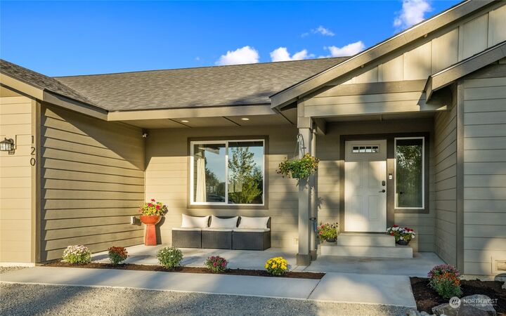 Property Photo:  120 Wits End Drive  WA 98922 