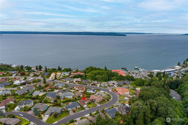 Property Photo:  28635 11th Avenue S  WA 98003 