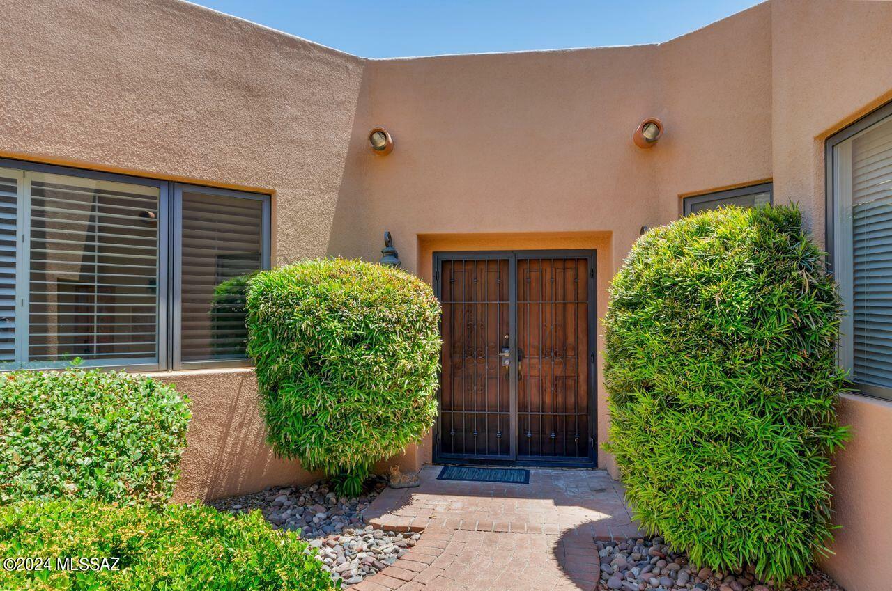 Property Photo:  6736 N Chapultapec Circle  AZ 85750 