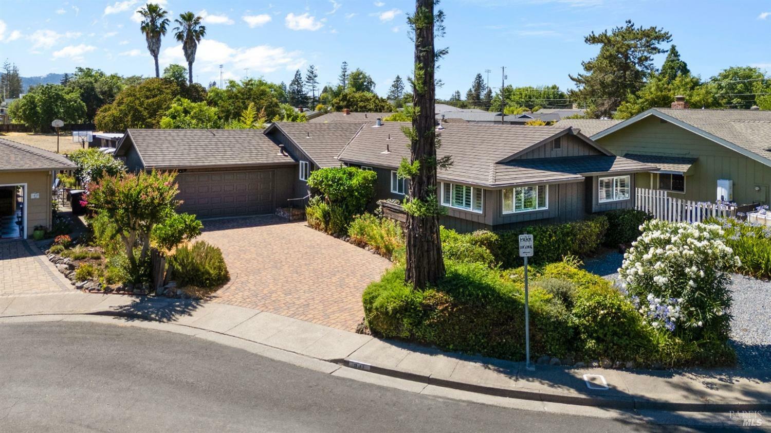 Property Photo:  931 Bradley Court  CA 95448 