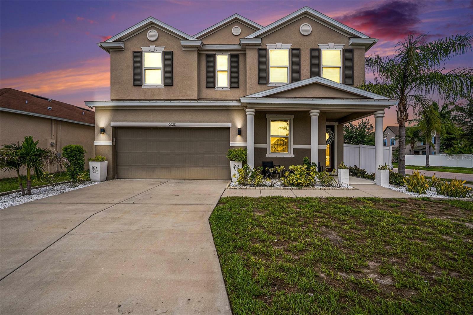 Property Photo: 10628 Aldo Moro Drive FL 33598