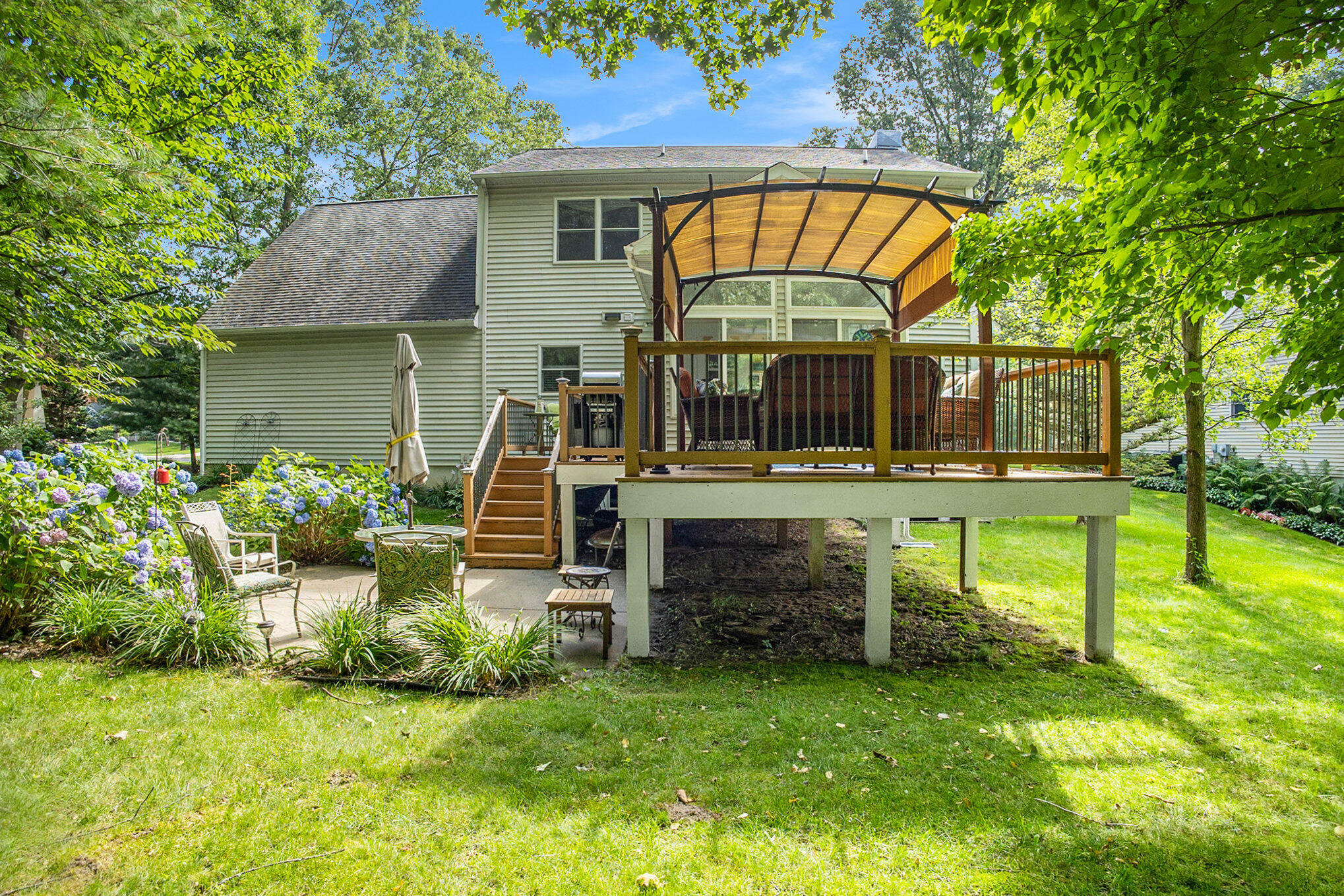 Property Photo:  16051 Waterleaf Trail  MI 49456 