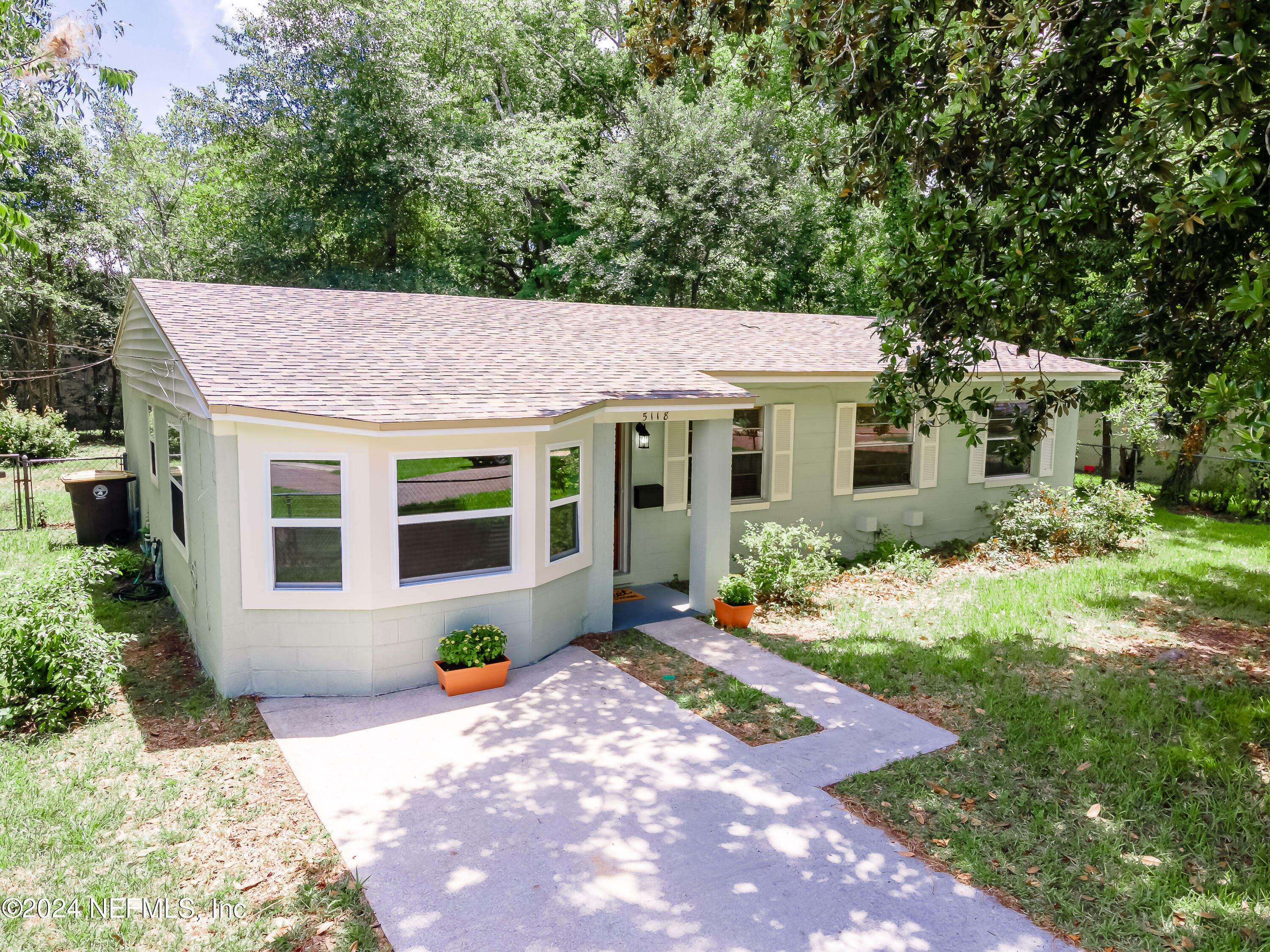 Property Photo:  5118 Banshee Avenue  FL 32244 