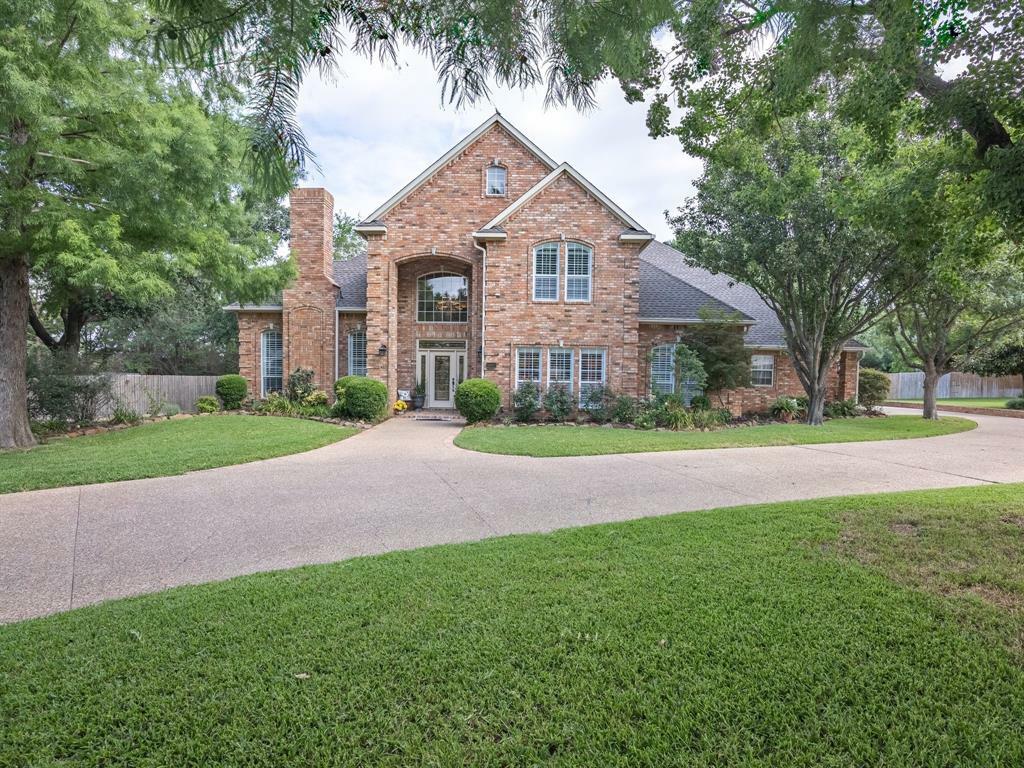 Photo de la propriété:  1902 Cedar Ridge Circle  TX 75119 