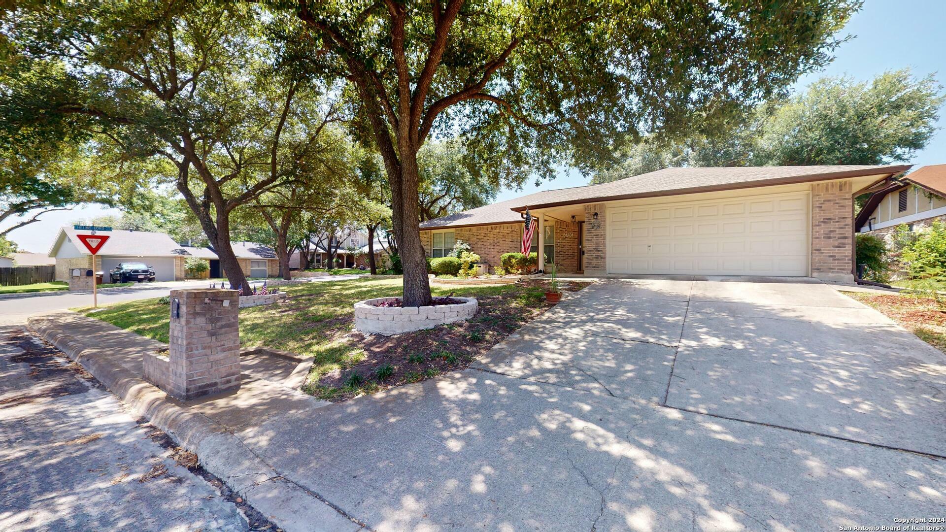 Property Photo:  6726 Chelsea Wood  TX 78239 