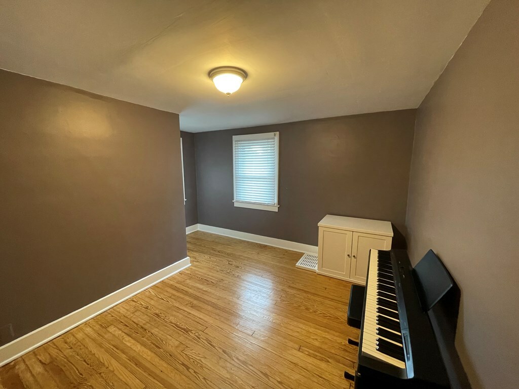 Property Photo:  118 Roosevelt Drive  OH 45504 