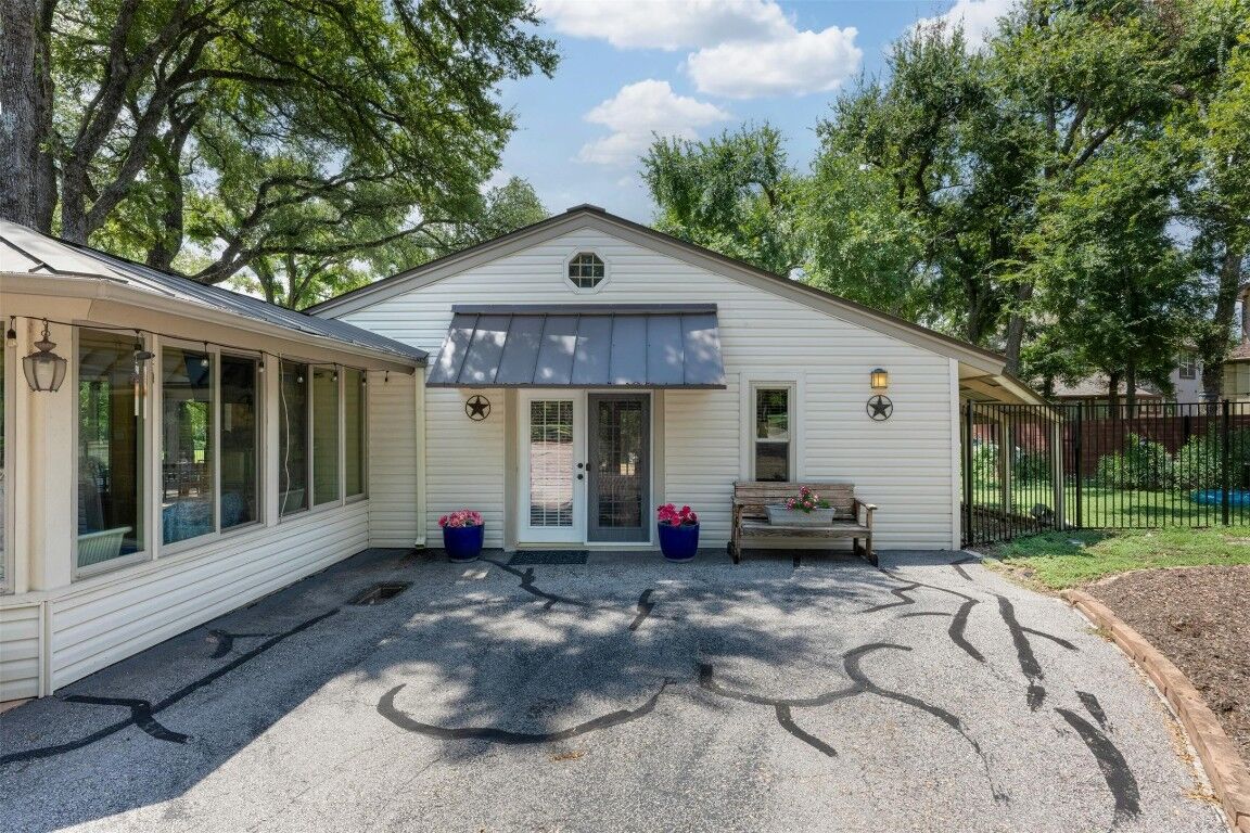 Property Photo: 9911 Anderson Mill Road TX 78750