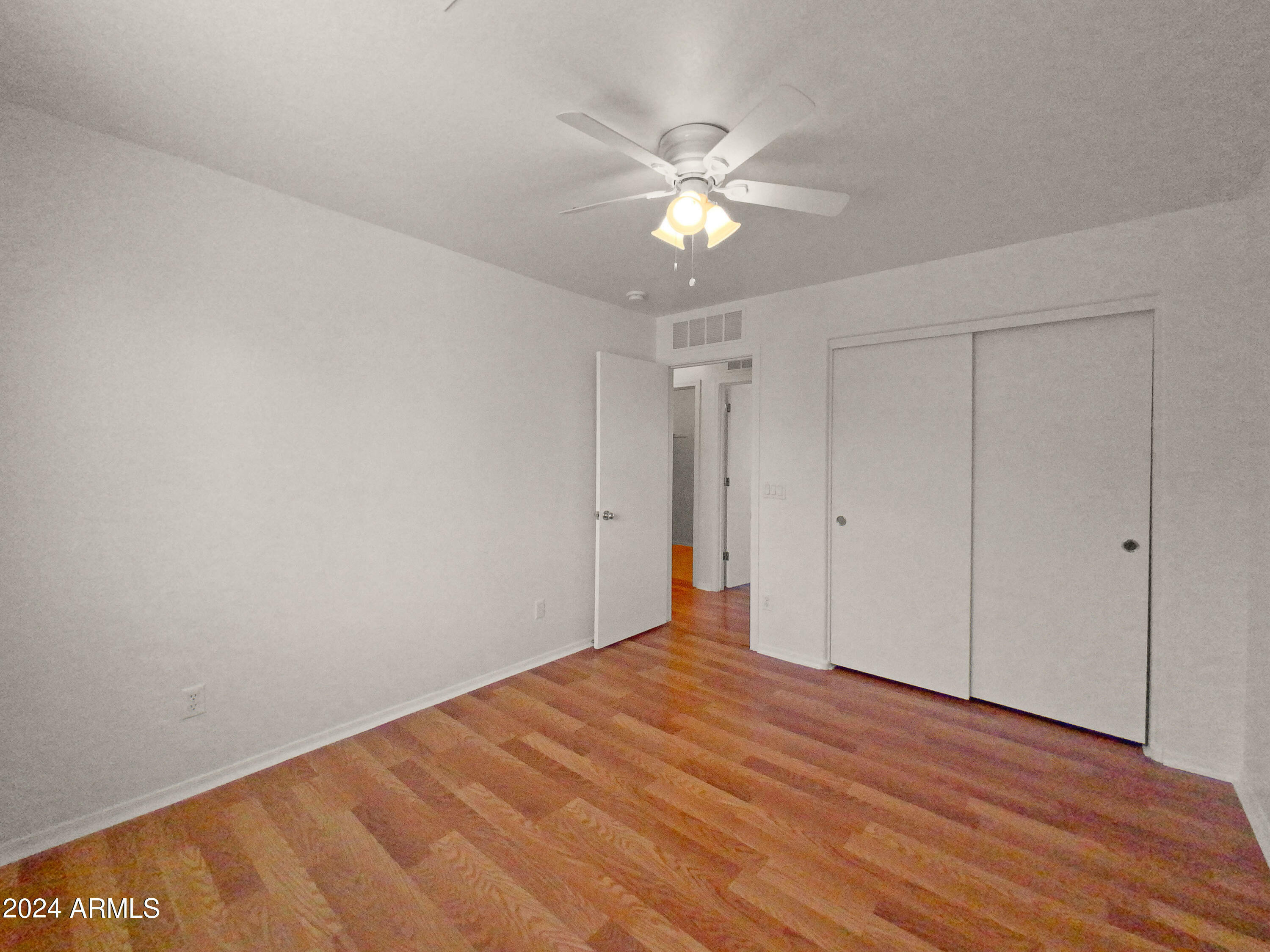 Property Photo:  900 W Broadway Avenue 37  AZ 85120 