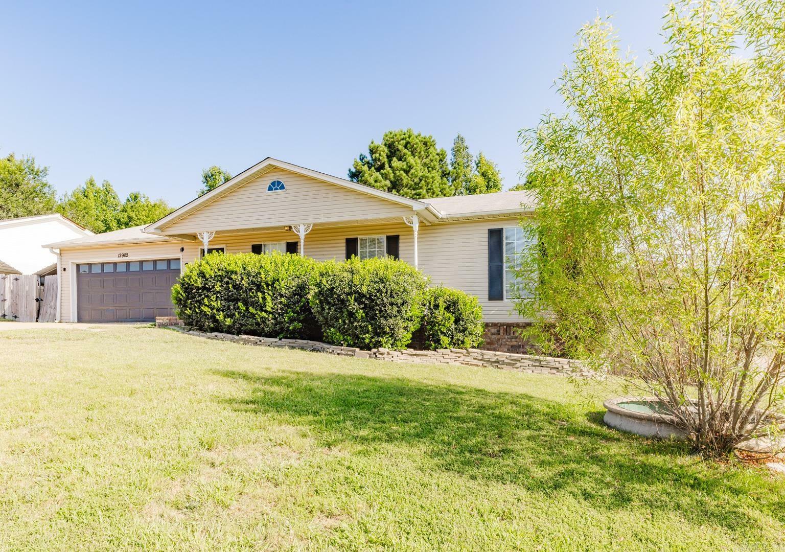 Property Photo:  12902 Hummingbird Lane  AR 72002 