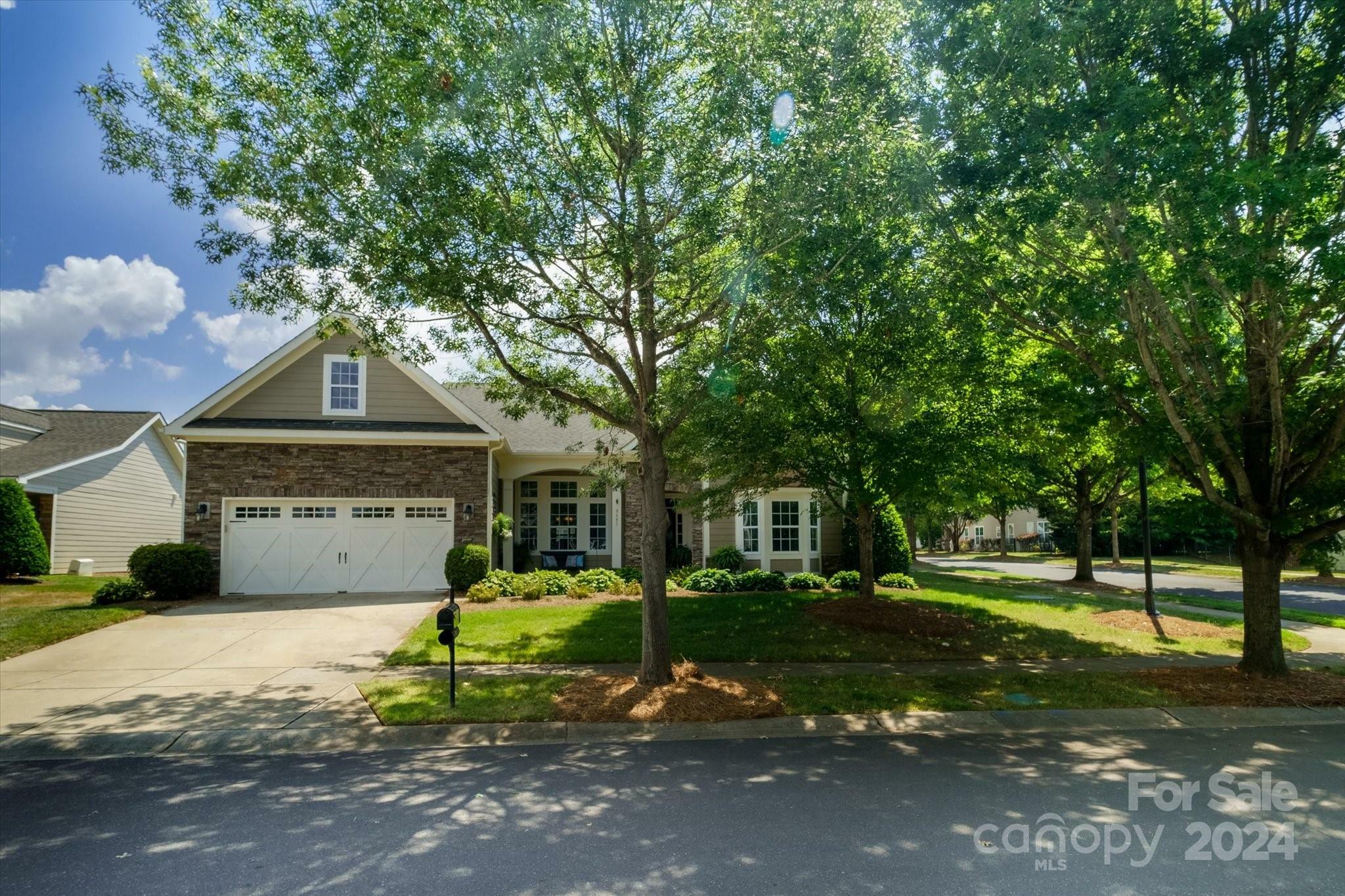 Property Photo:  8641 Sequoia Grove Lane  NC 28214 