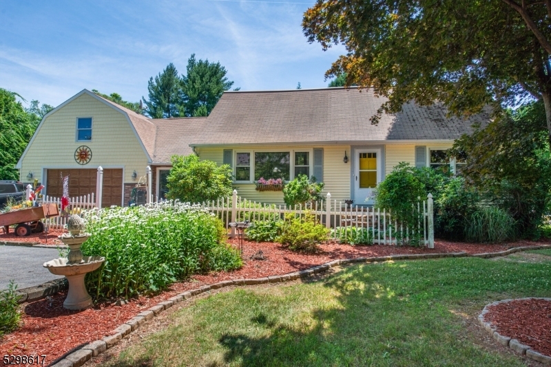 9 Hillside Ave  Mount Olive Twp. NJ 07836 photo