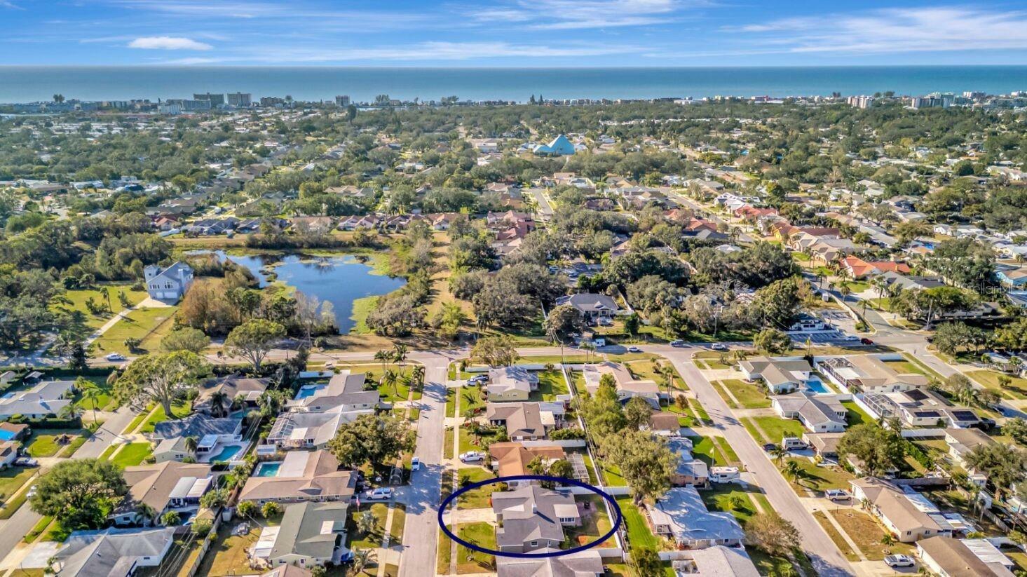 Property Photo:  13923 Wildwood Drive  FL 33774 