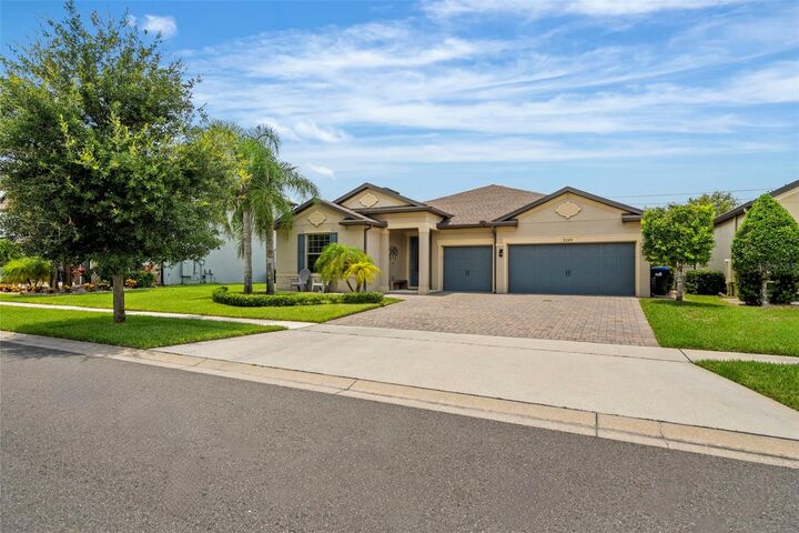 Property Photo:  9349 Royal Estates Boulevard  FL 32836 