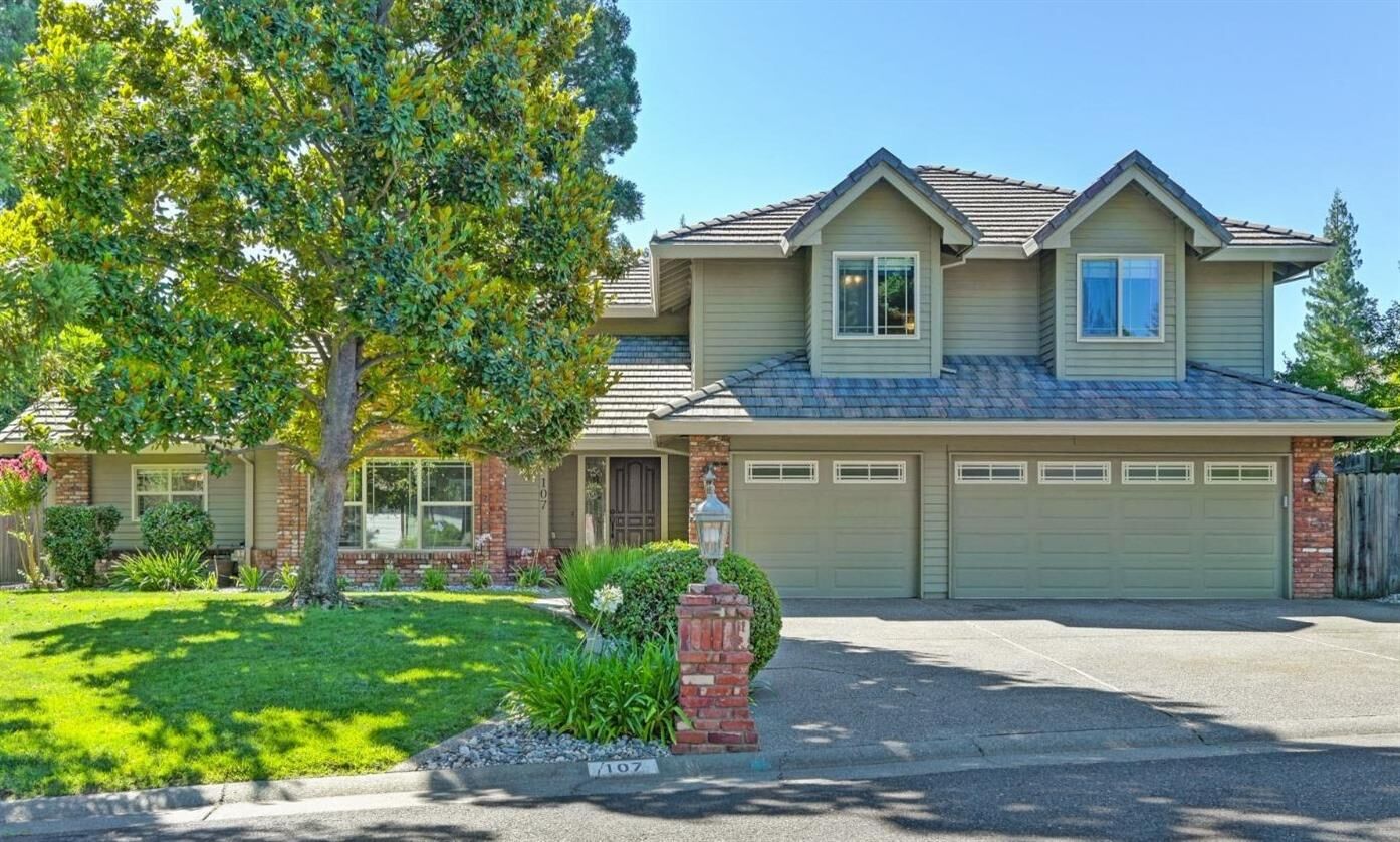 Property Photo: 107 Silva Court CA 95630