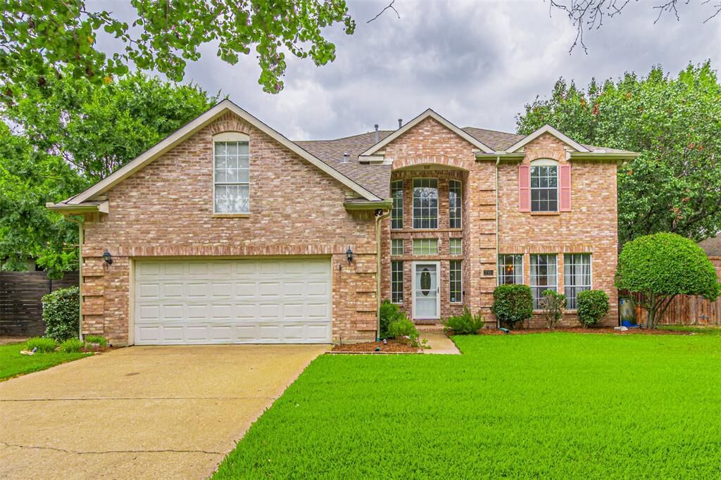 Property Photo: 212 Plantation Drive TX 75019