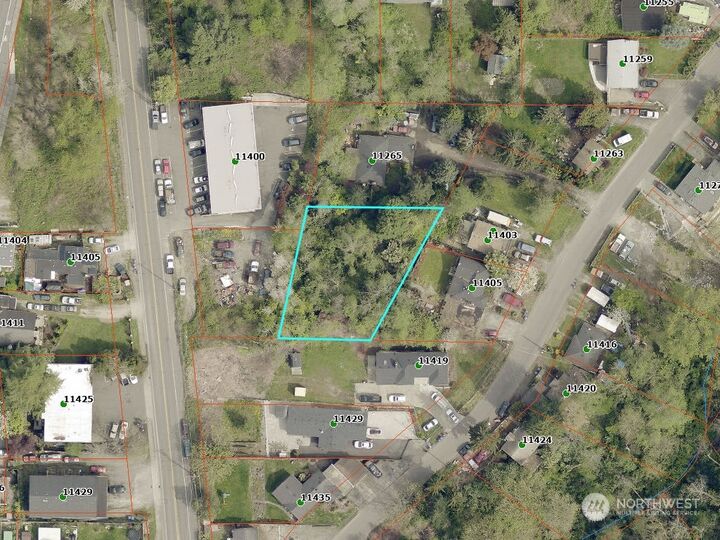 Property Photo: 114 Xx Roseberg Avenue S WA 98168