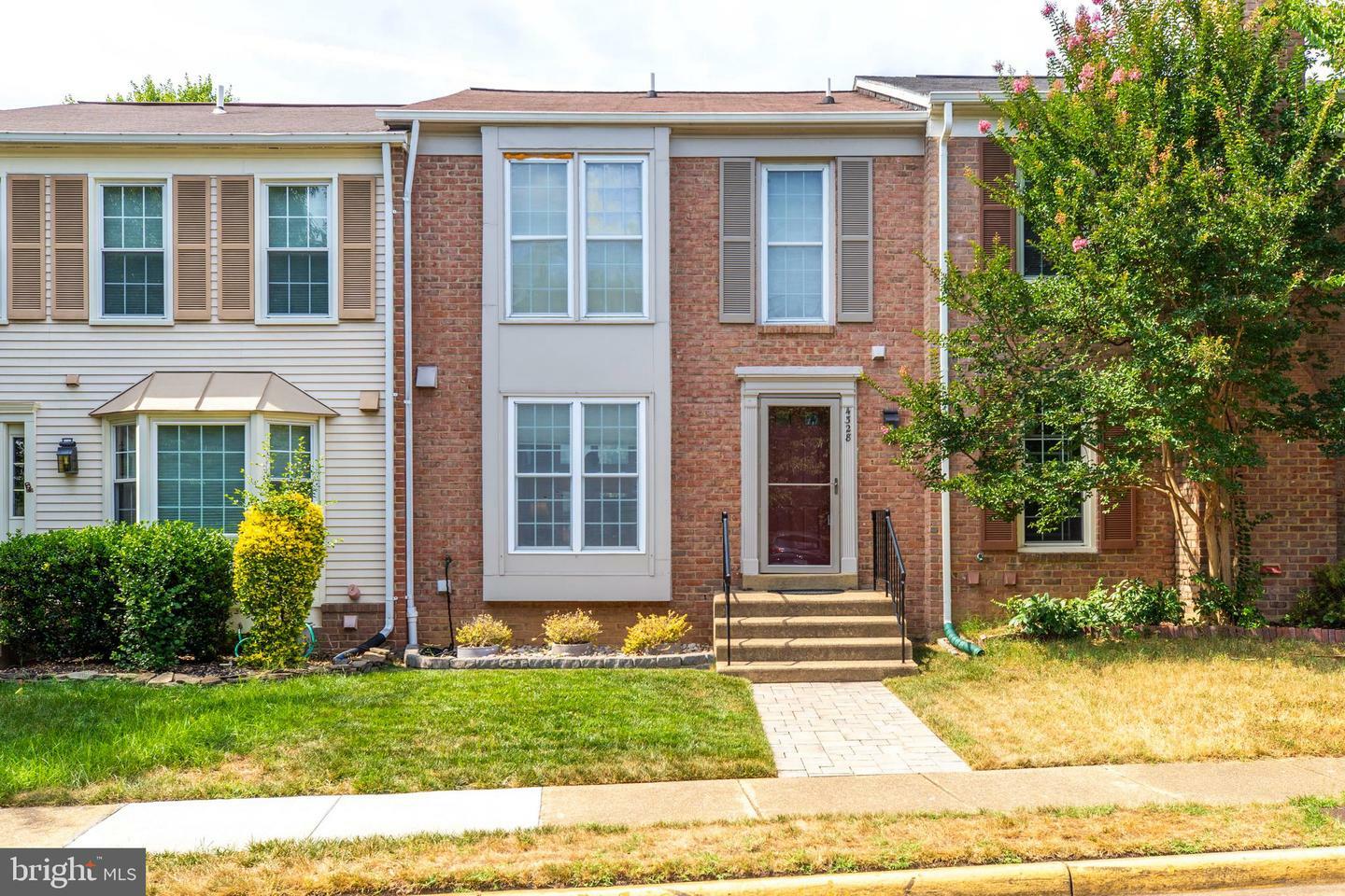 4328 Caprice Court  Alexandria VA 22310 photo