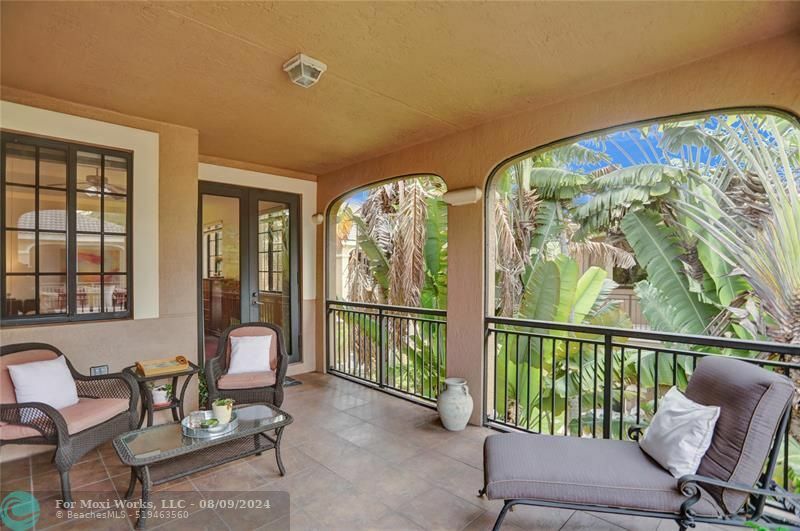 Property Photo:  2678 Center Court Dr 2678  FL 33332 