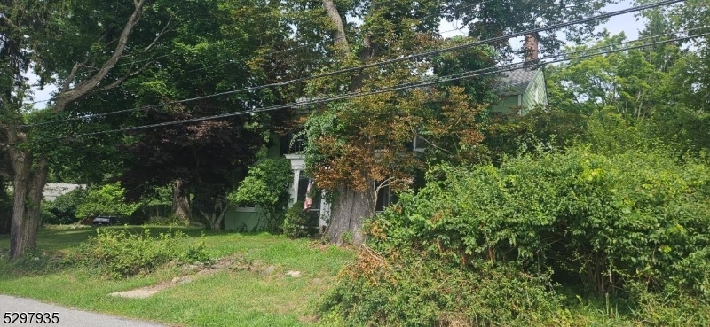 Property Photo:  110 Hunts Pond Rd  NJ 07860 