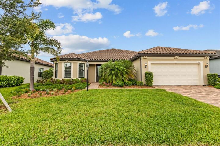 Property Photo:  7124 Summerland Cove  FL 34202 