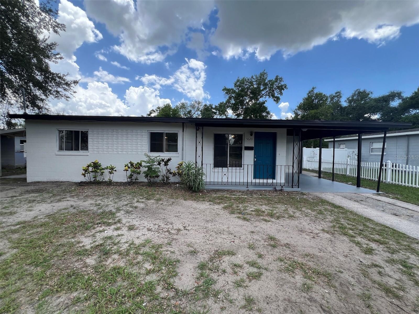 Property Photo:  5620 Balboa Drive  FL 32808 