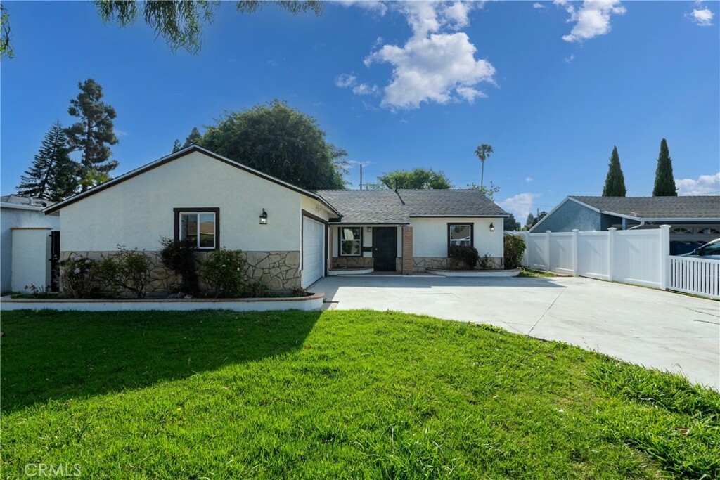 Property Photo:  14410 Doty Avenue  CA 90250 