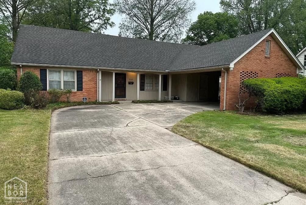 Property Photo:  707 N 16th Street  AR 72315 