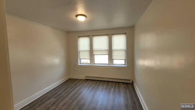 Property Photo:  32-34 Halstead Street 2  NJ 07032 