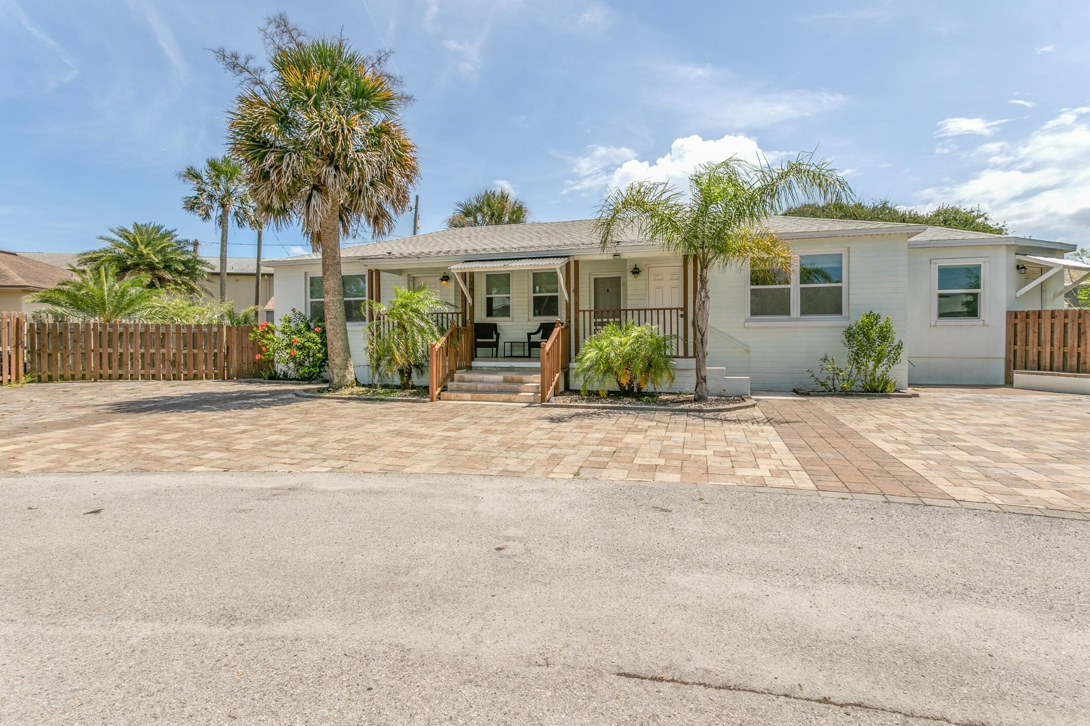 Property Photo:  120 Anastasia Lodge Dr  FL 32080 